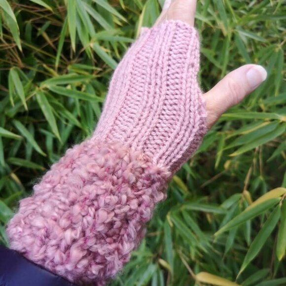 Marsala Rose Pink Handmade Knitted Loop Plush Fingerless Texting Gloves Gift - Picture 4 of 6